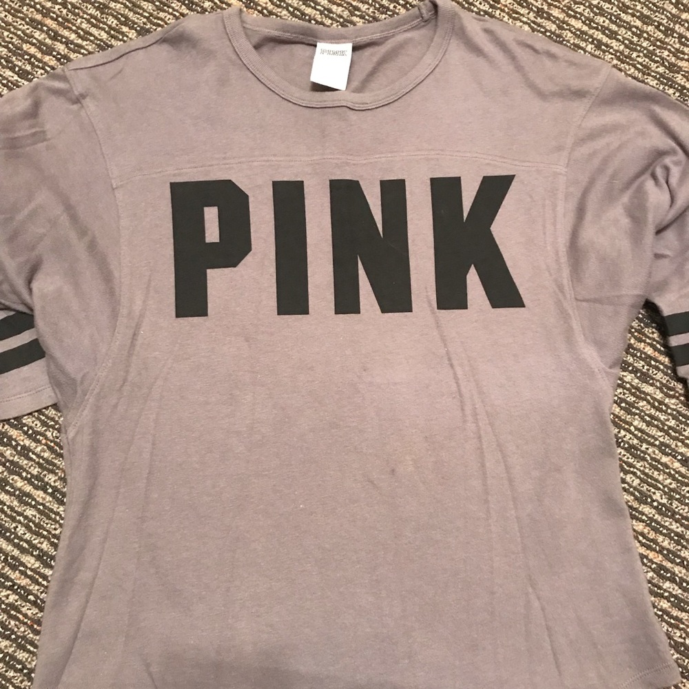 Women’s PINK top